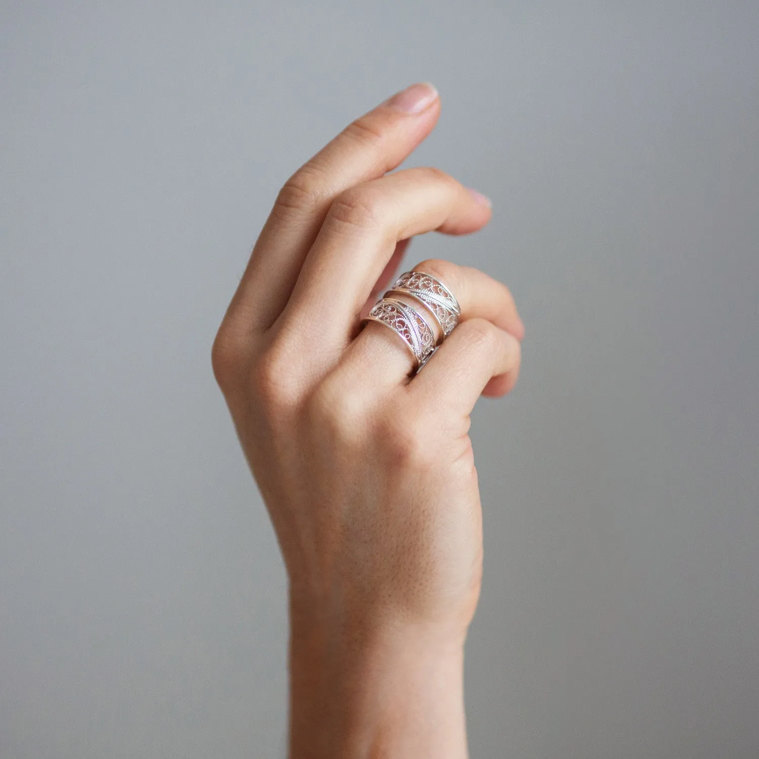 Filigree Links Ring