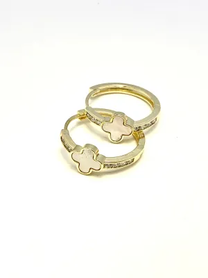 The Perfect Hoop Mother of Pearl Clover